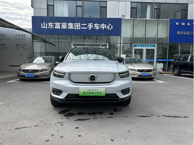 Volvo XC40 RECHARGE 2021 P8 Pure Electric 4WD Smart and Elegant Sport Edition