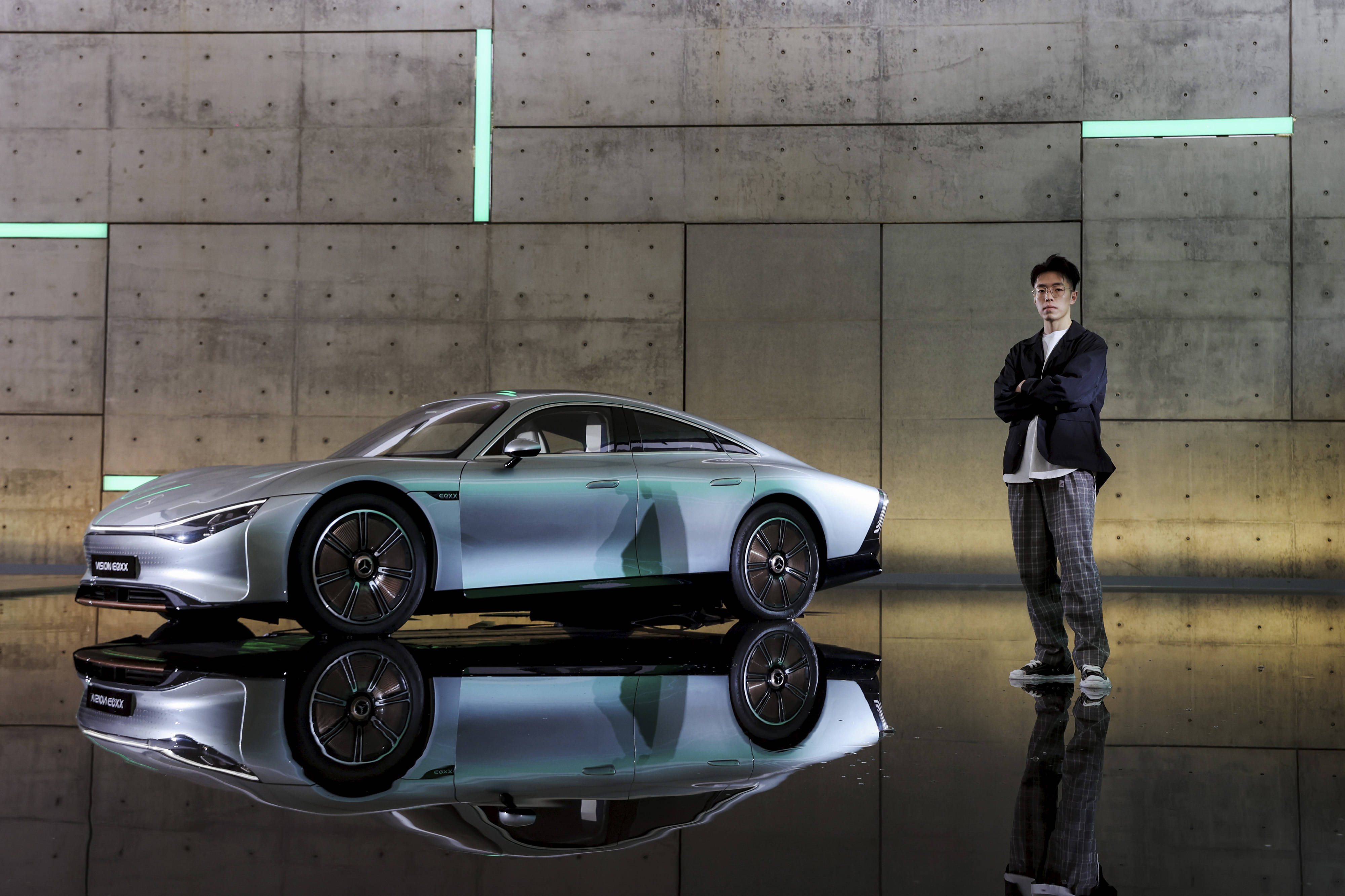 Глава дизайна Mercedes критикует BMW и новые интерьеры Audi 奔驰设计主管批评宝马与奥迪新款内饰